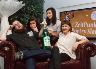 ZeitPunkt Poetry-Slam: Zum Sieg ne Mega-Flasche Pfeffi